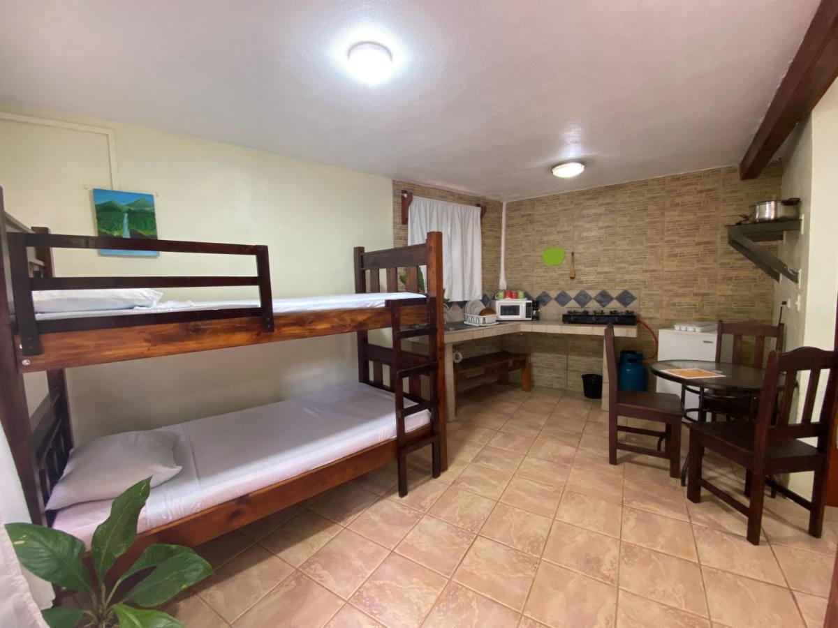 La Montanita Lodge Мануэль-Антонио Экстерьер фото